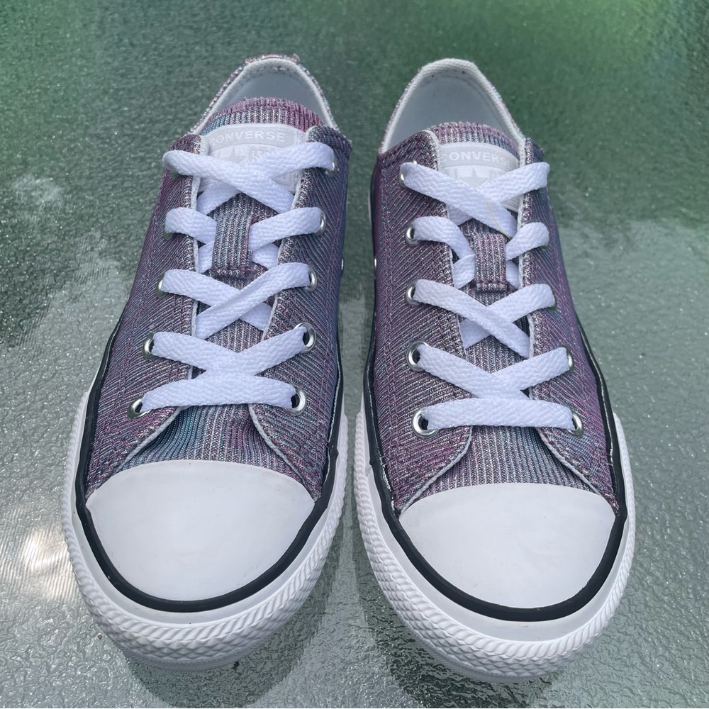 Converse CHUCK TAYLOR ALL STAR Metallic Iridescent SNEAKER - KIDS' size 1